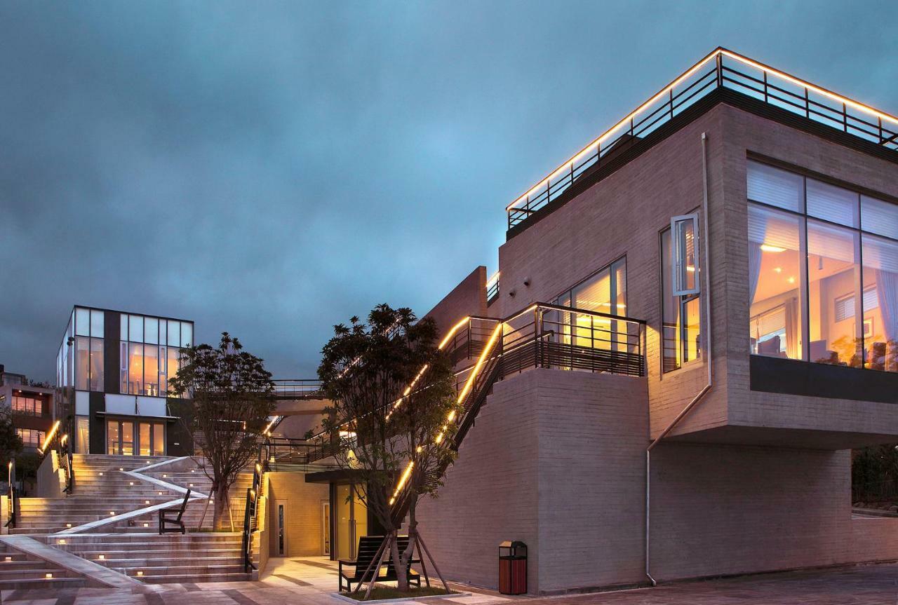 Lotte Resort Jeju Artvillas Согвипхо Экстерьер фото